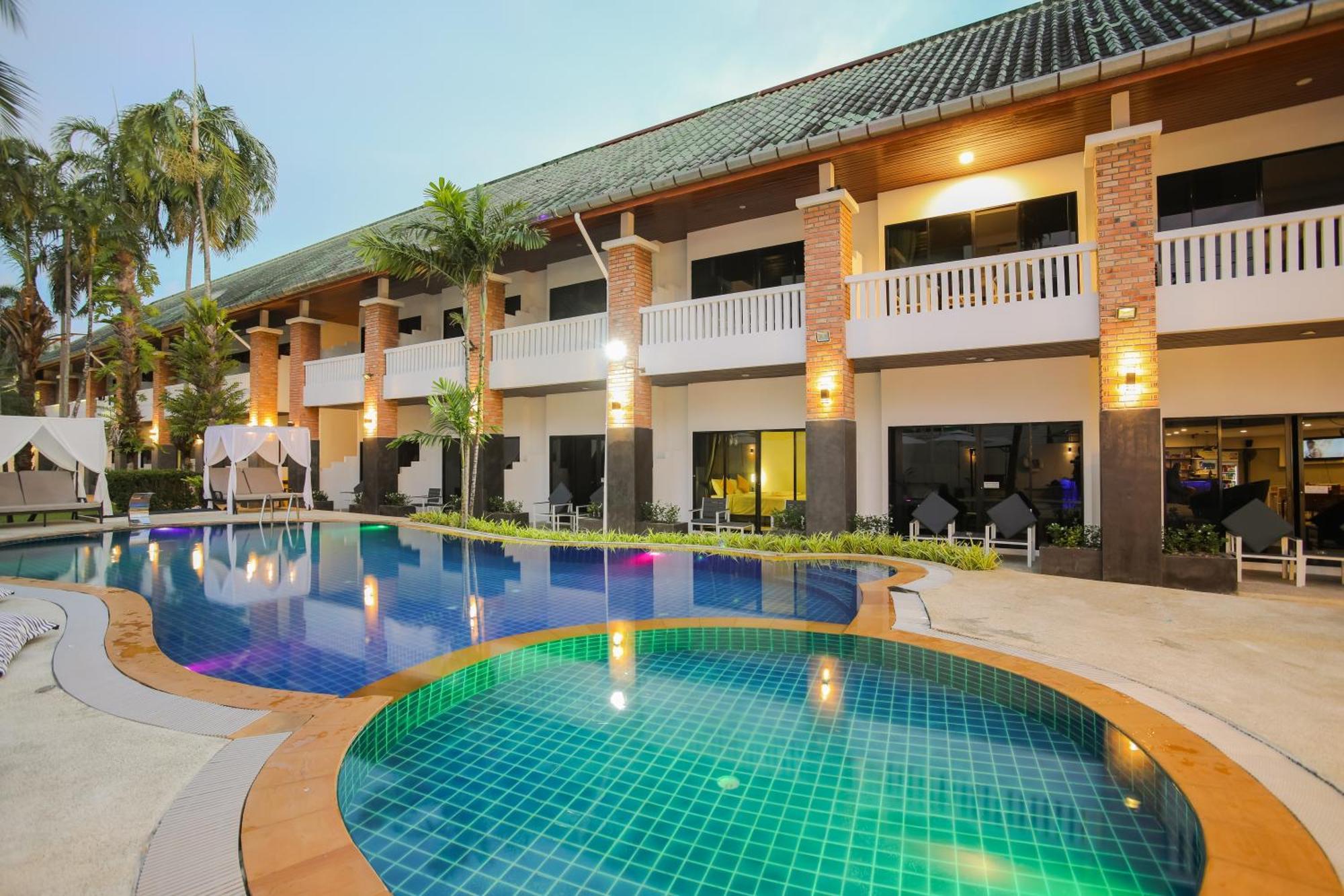 Etk Patong Resort Экстерьер фото